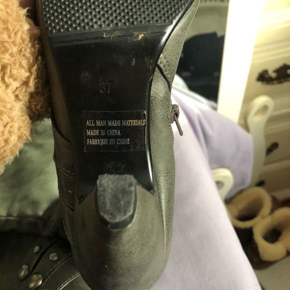 Grey boots - Picture 4 of 9